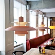 Lampada a sospensione in metallo multistrato danese S107