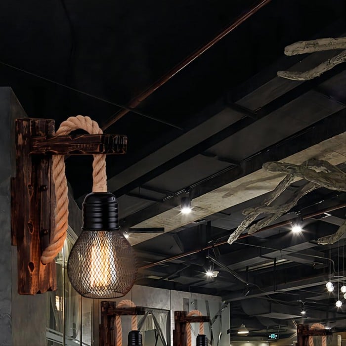 Wandleuchte aus Hanfseil