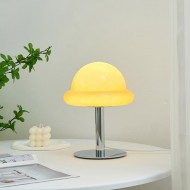 바우하우스 우주 시대 테이블 램프 S24