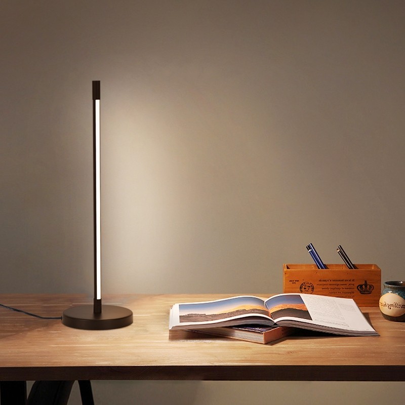 Lampe de table LED linéaire