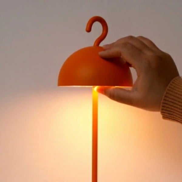 Macaron Wireless Rechargeable Portable Metal Table Lamp S202