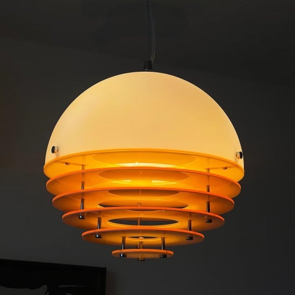 Sunset Lamp – Bauhaus Lighting for a Cozy Atmosphere S213