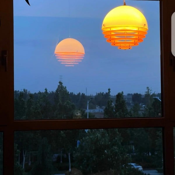 Sunset Lamp – Bauhaus Lighting for a Cozy Atmosphere S213