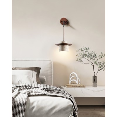 レトロな侘び寂びの質感のトラバーチン製ウォールランプ G12