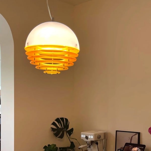 Sunset Lamp – Bauhaus Lighting for a Cozy Atmosphere S213