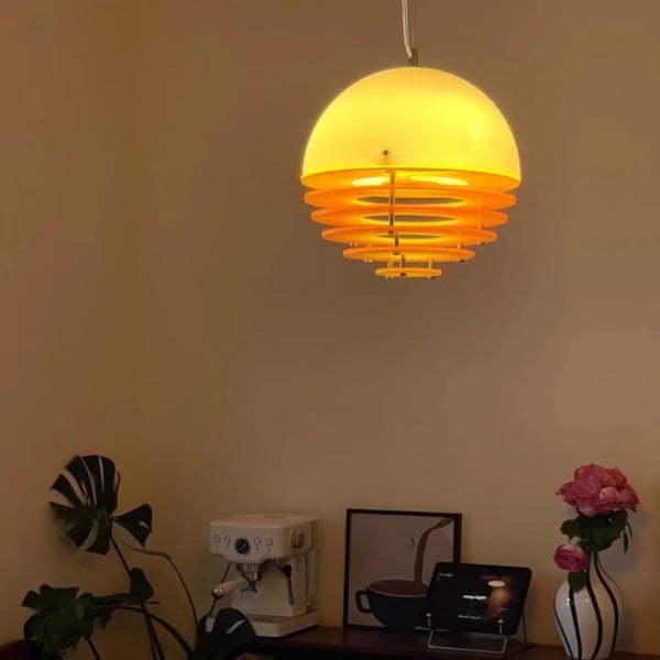 Sunset Lamp – Bauhaus Lighting for a Cozy Atmosphere S213