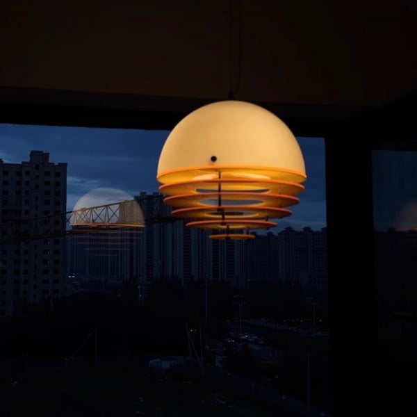 Sunset Lamp – Bauhaus Lighting for a Cozy Atmosphere S213