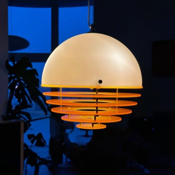 Sunset Lamp – Bauhaus Lighting for a Cozy Atmosphere S213