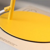 Lebendige Tischleuchte