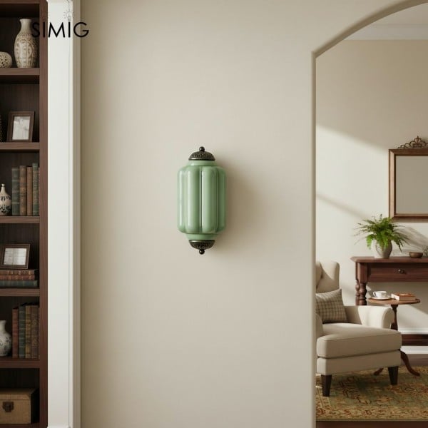 Vintage Eloise Glass Wall Light - Art Deco Style for a Chic Living Room G52