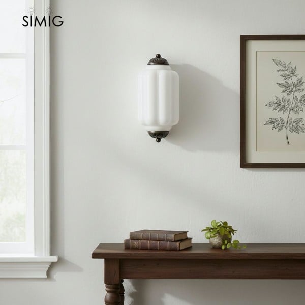 Vintage Eloise Glass Wall Light - Art Deco Style for a Chic Living Room G52