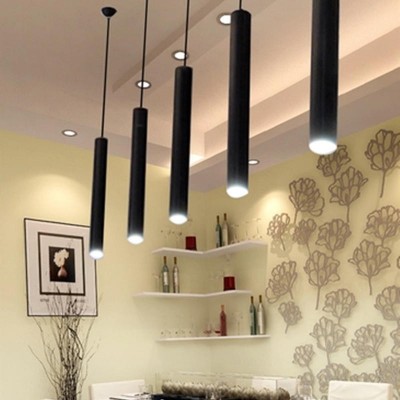 Lampe à suspension tubulaire moderne