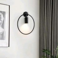 Minimalistyczna linia kinkiet