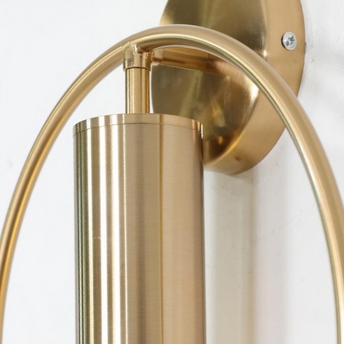 Minimalistische lijn wandlamp