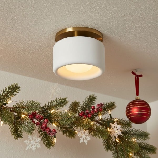 Cerova Elegant Round Porcelain Flush Mount Ceiling Light G86