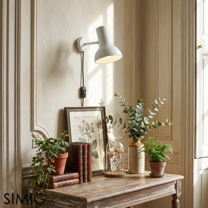 Modryx Compact Adjustable Wall Light - Modern Sconce for Hallway T538