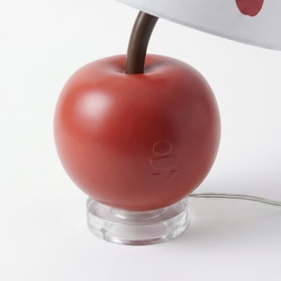 Modern Creative Apple Design Table Lamp – Cozy Ambient Light for Bedroom S393