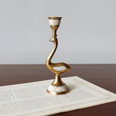 Ossik Veld Vintage Scandinavische Kandelaar - Schelpen en Koeienbotten voor een artistiek accent in huis T1189