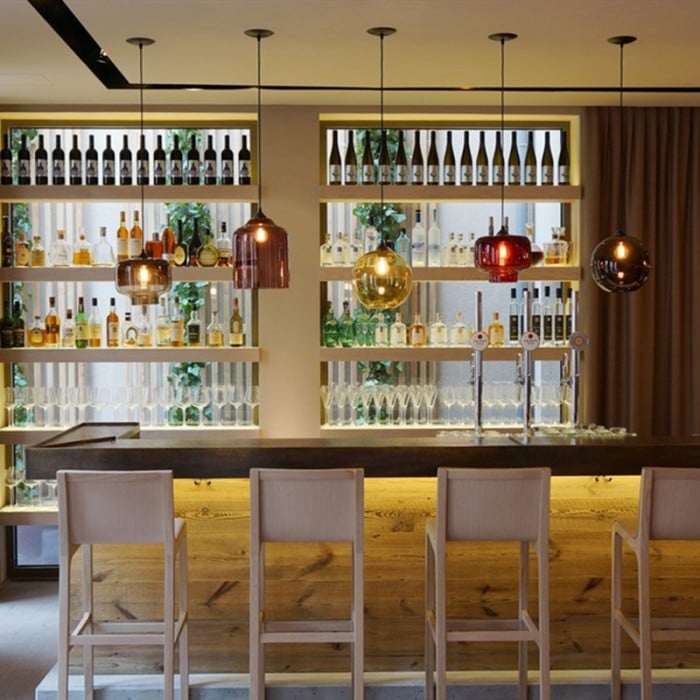 Lampa wisząca niszowa wieżyczka