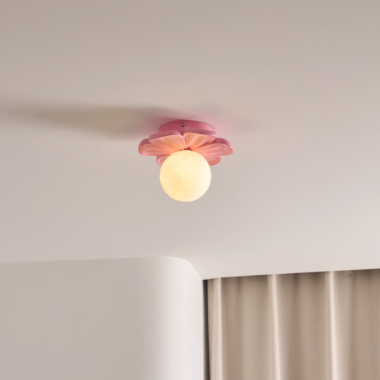 Cream Bloom Flower Ceiling Lamp T1632