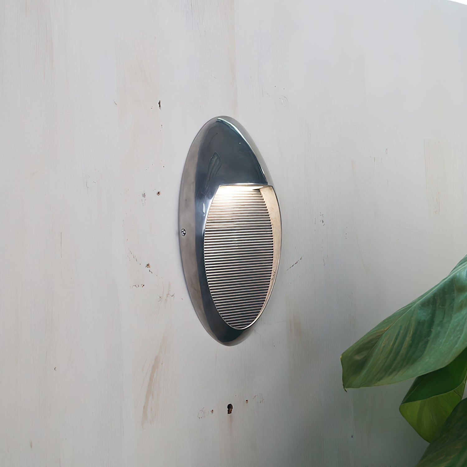 Scorpius Outdoor Wall Lamp T1717