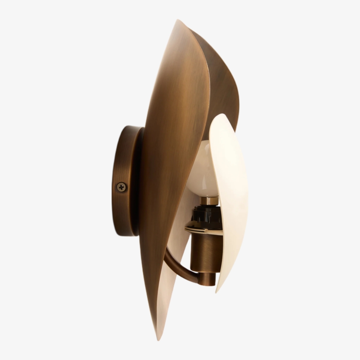 Shella Artistic Wall Lamp - Petal-Like Shade Design for Bedroom or Hallway T704
