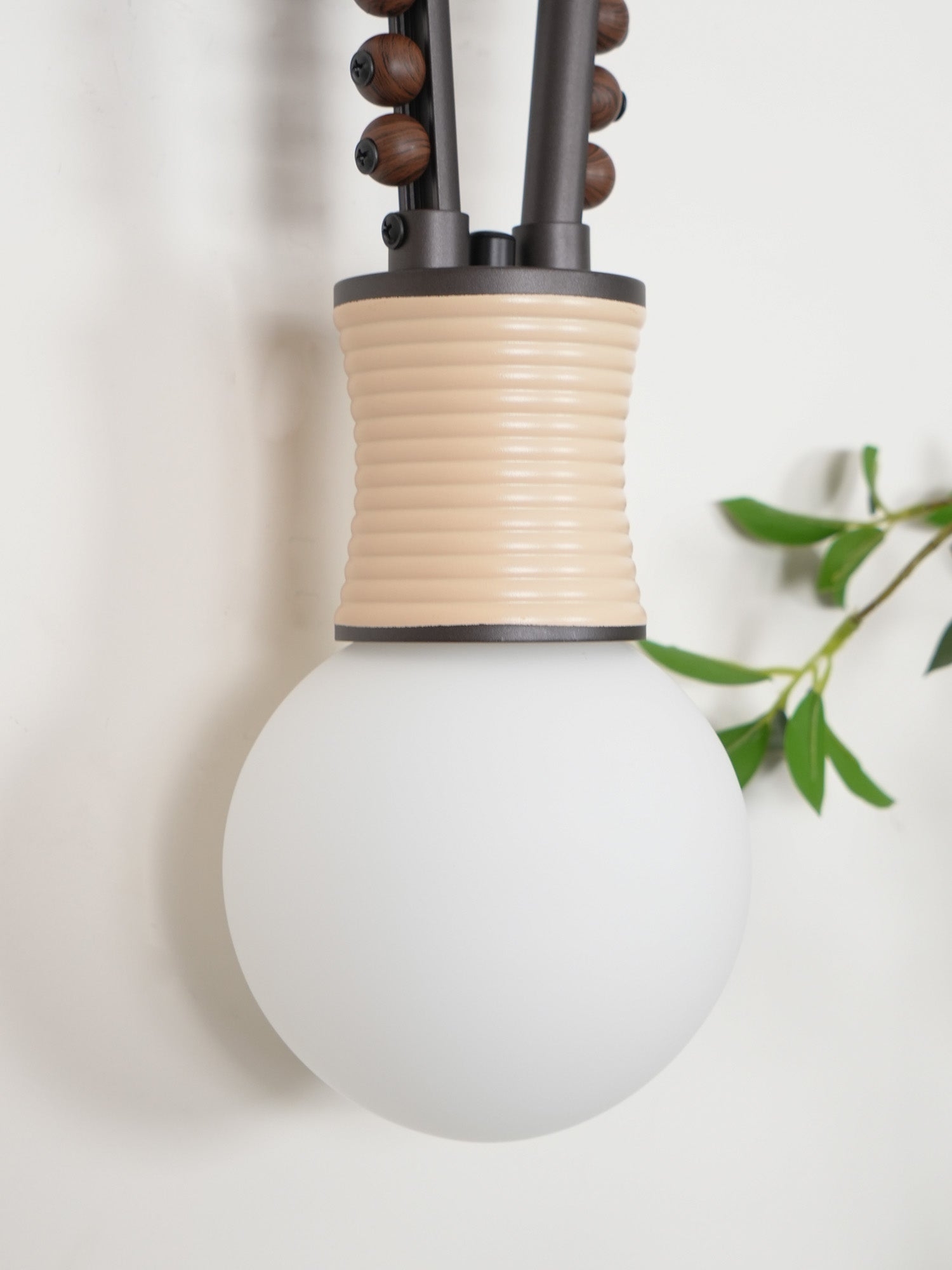 Loop Wall Lamp T1735