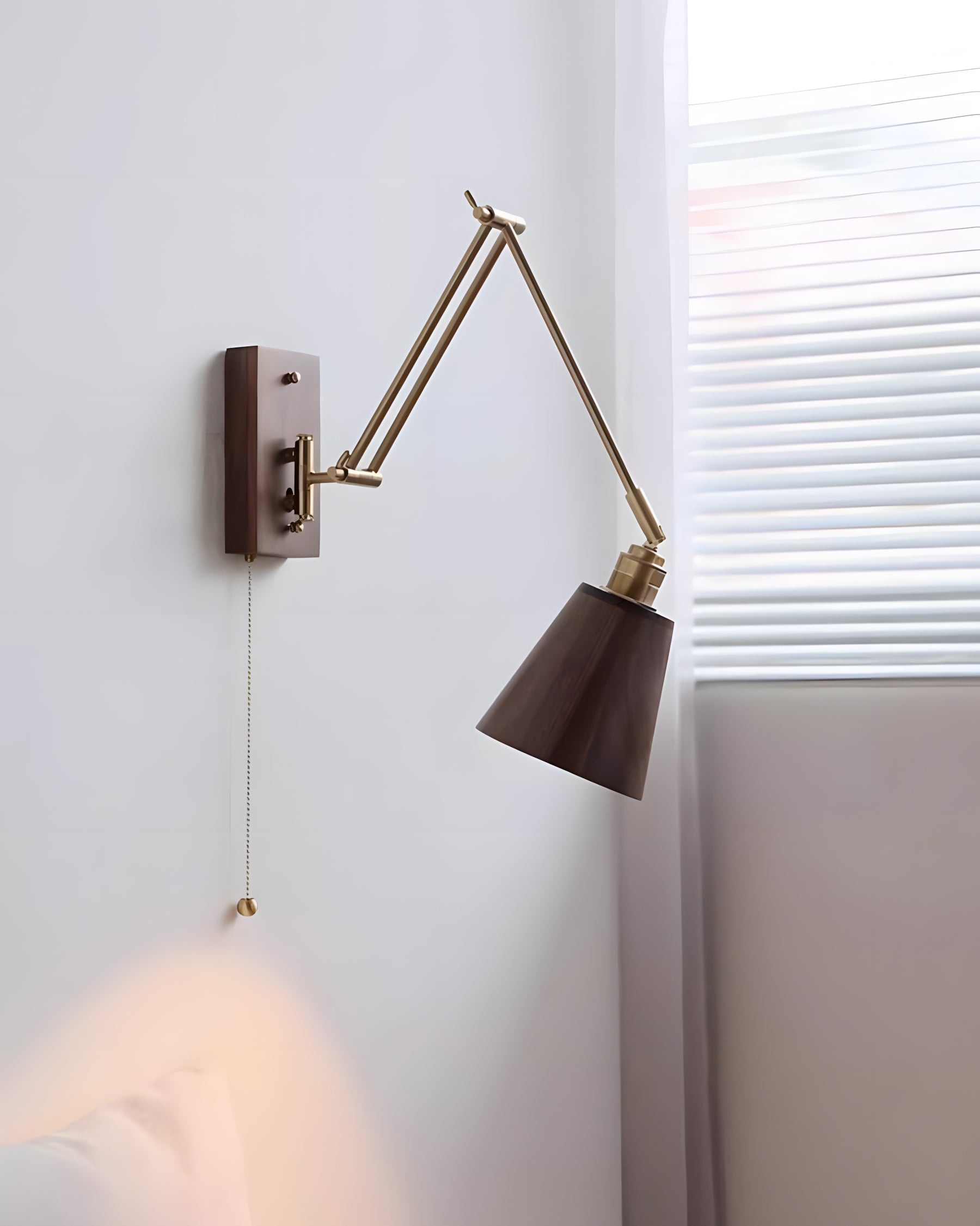Marlow Adjustable Wall Lamp T1565