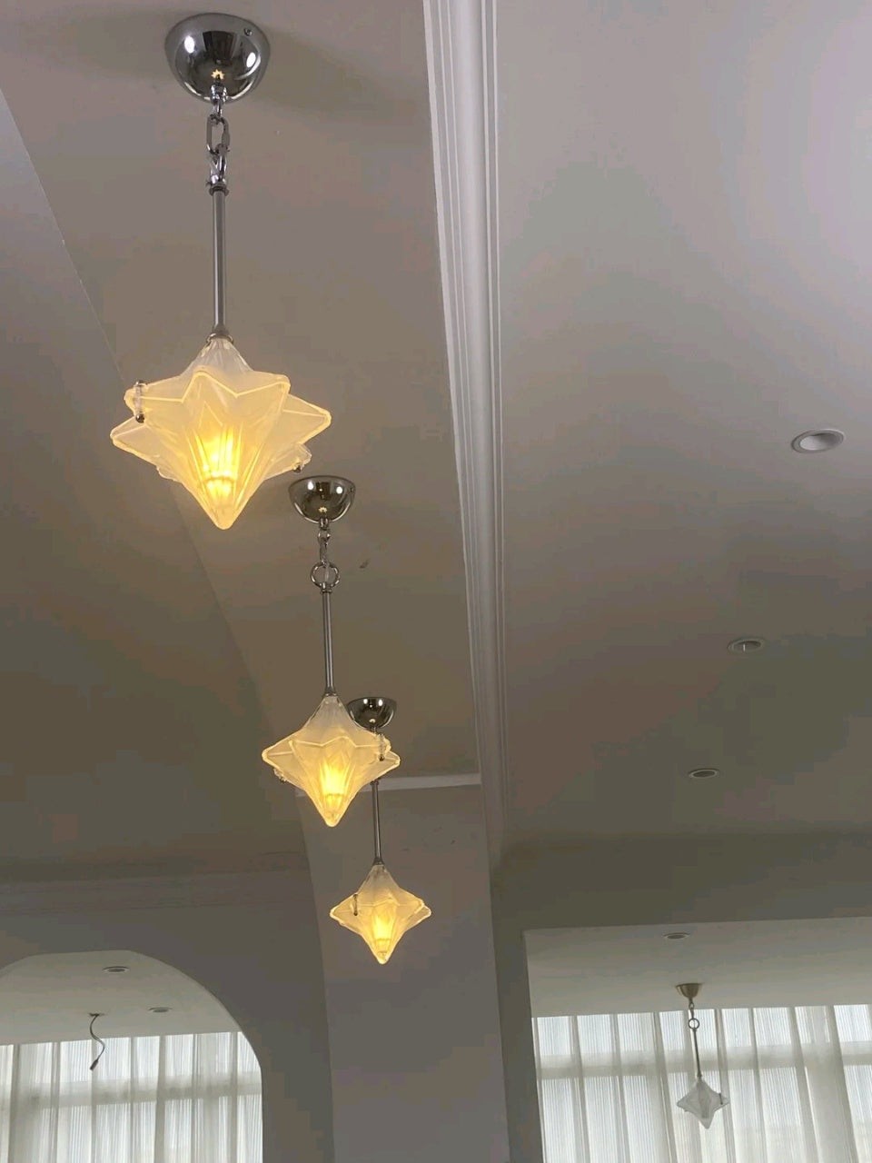 Art Deco Astris Elara Star Pendant Light - Frosted Glass Pendant with Geometric Style T434