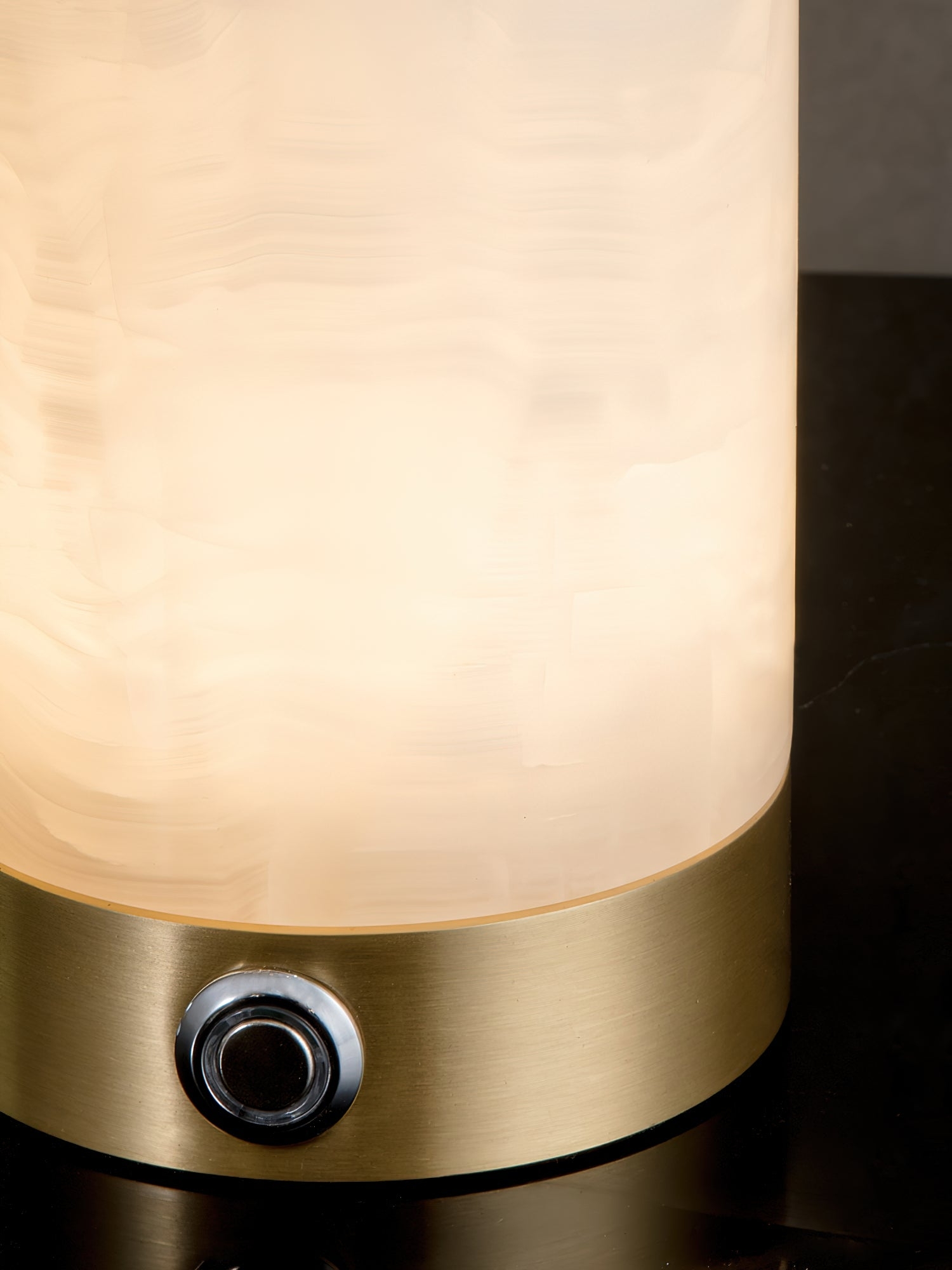 Totem Alabaster Table Lamp T1723