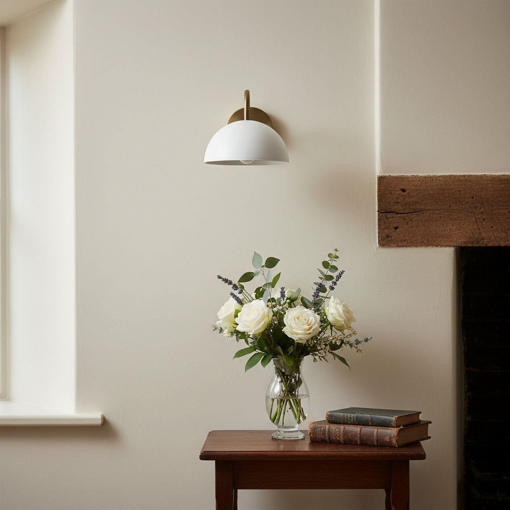 Curva Metal  Industrial Wall Sconce - Curved Brass Arm - Hammered Dome Light Fixture T408