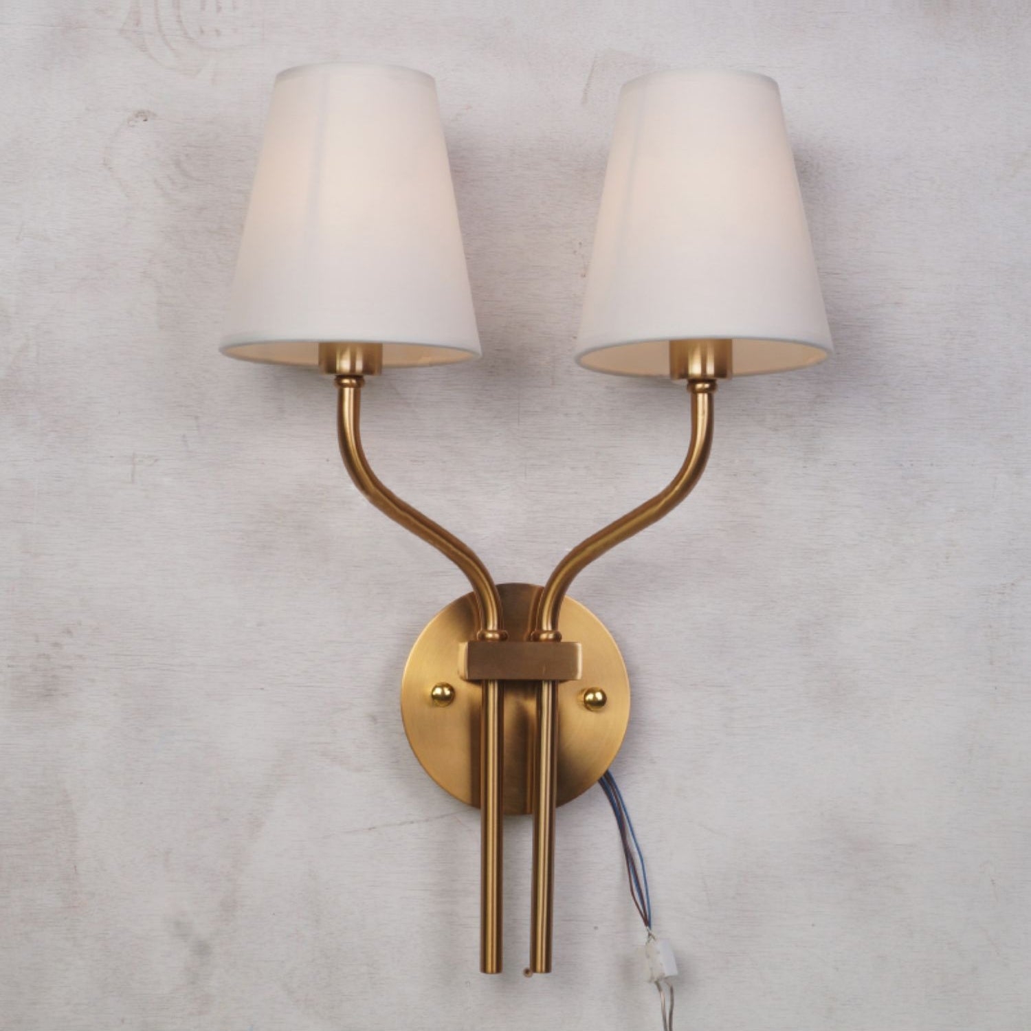 Safavieh Ezra Wall Lamp T1712