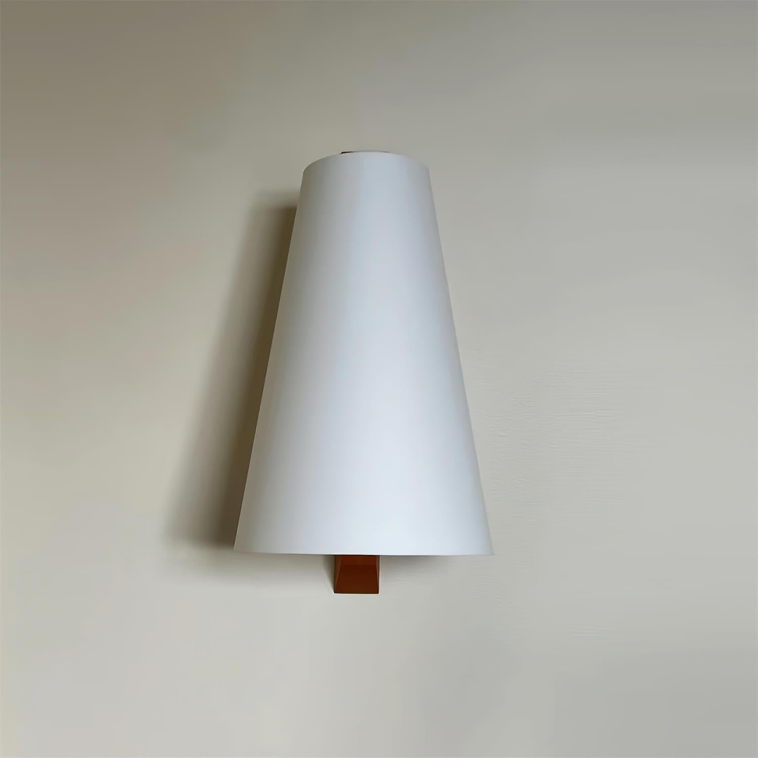 Trianora Wall Lamp T1383
