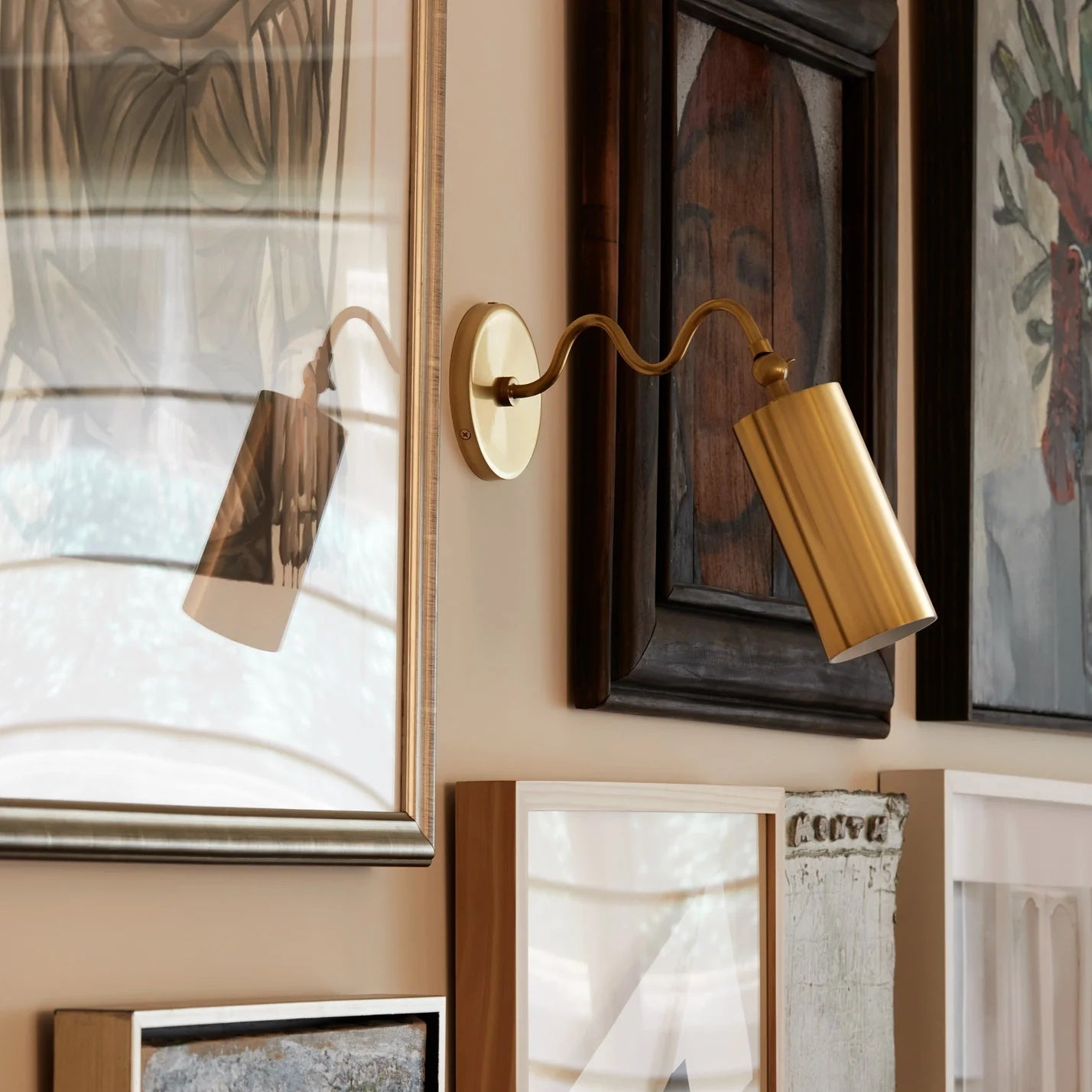 Bea Wall Lamp T1817