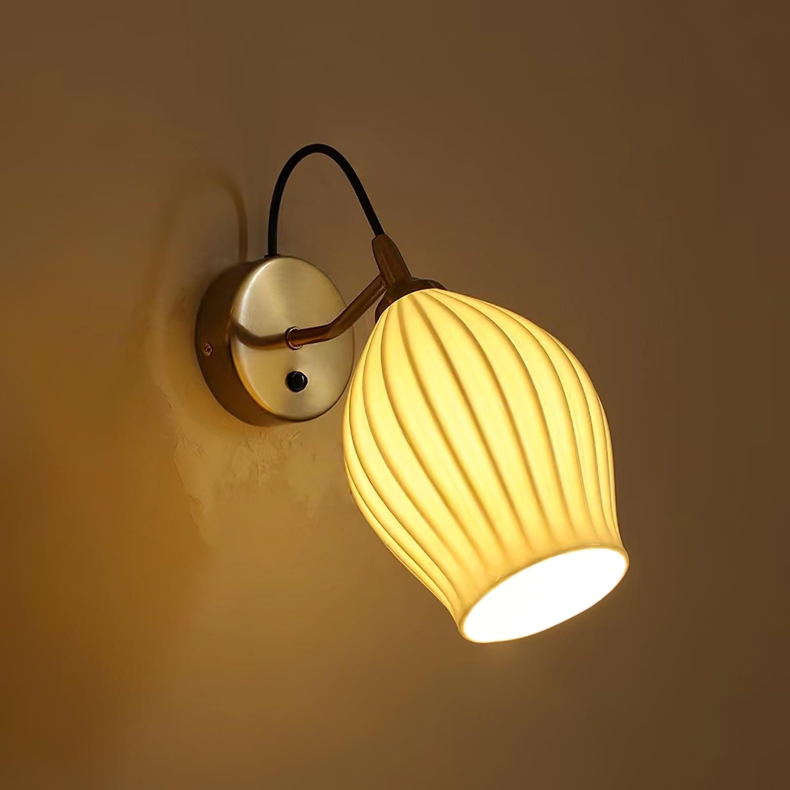 Cream Style Ceramic Ribbed Wall lamp M564