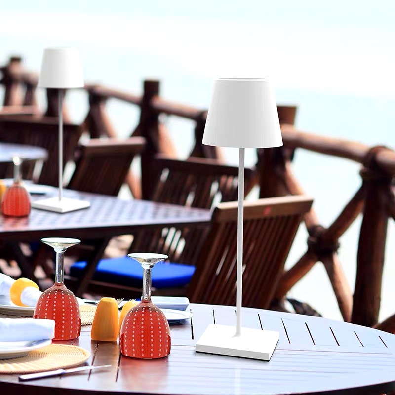 Cordless Rechargeable LED Table Lamp S18