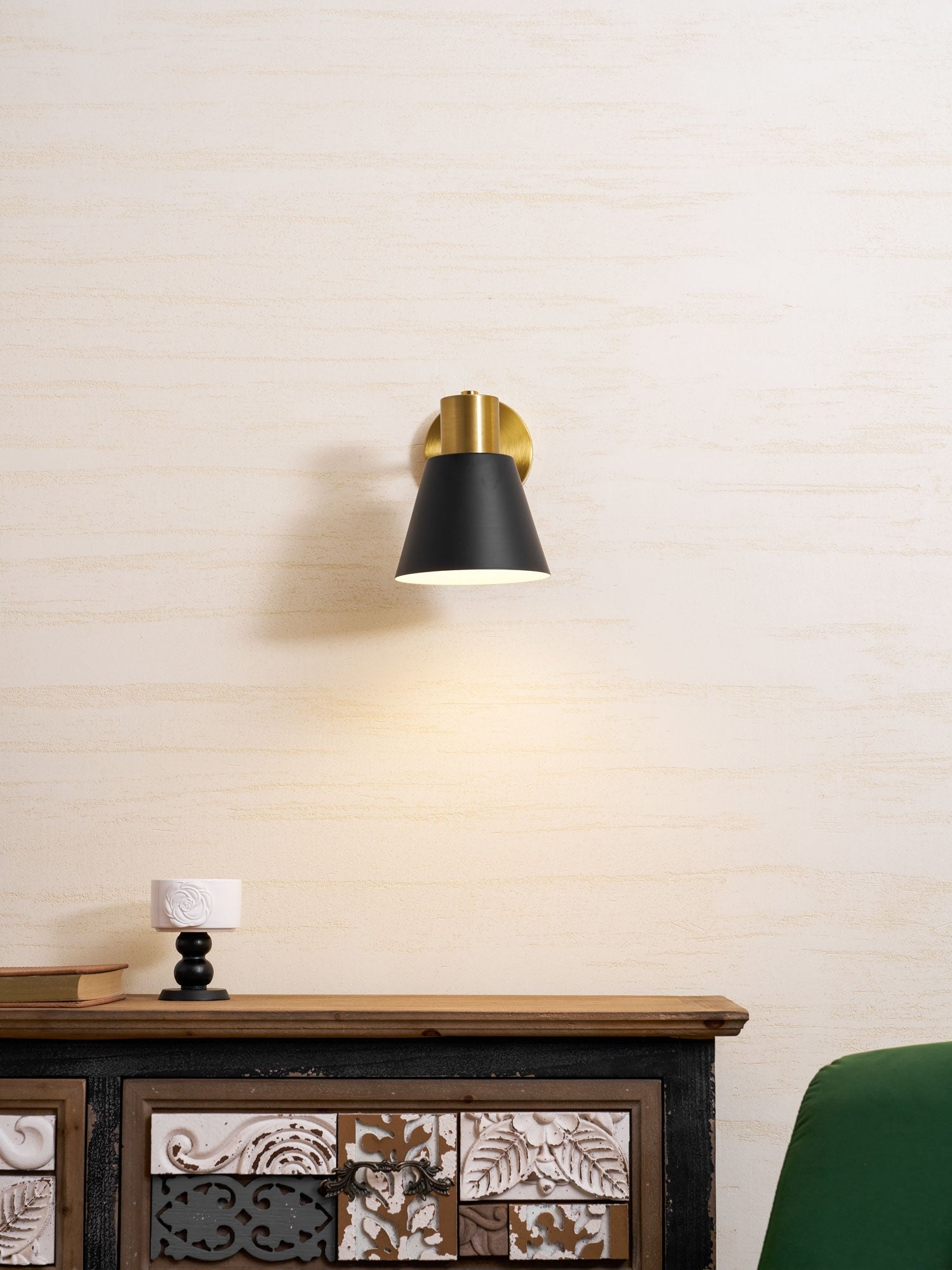 Adjustable Armed Wall Lamp T1597