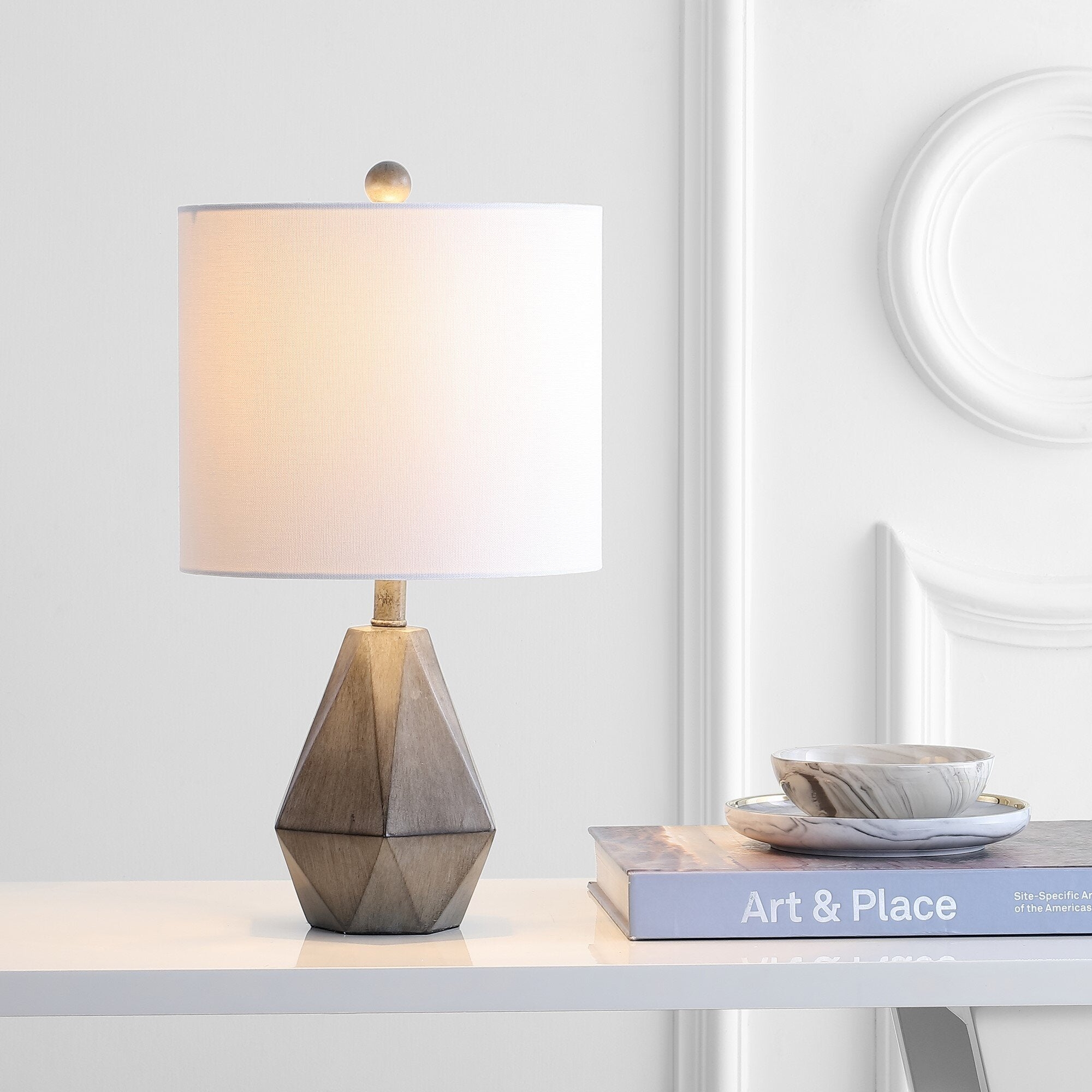 Vaughn Table Lamp T1744