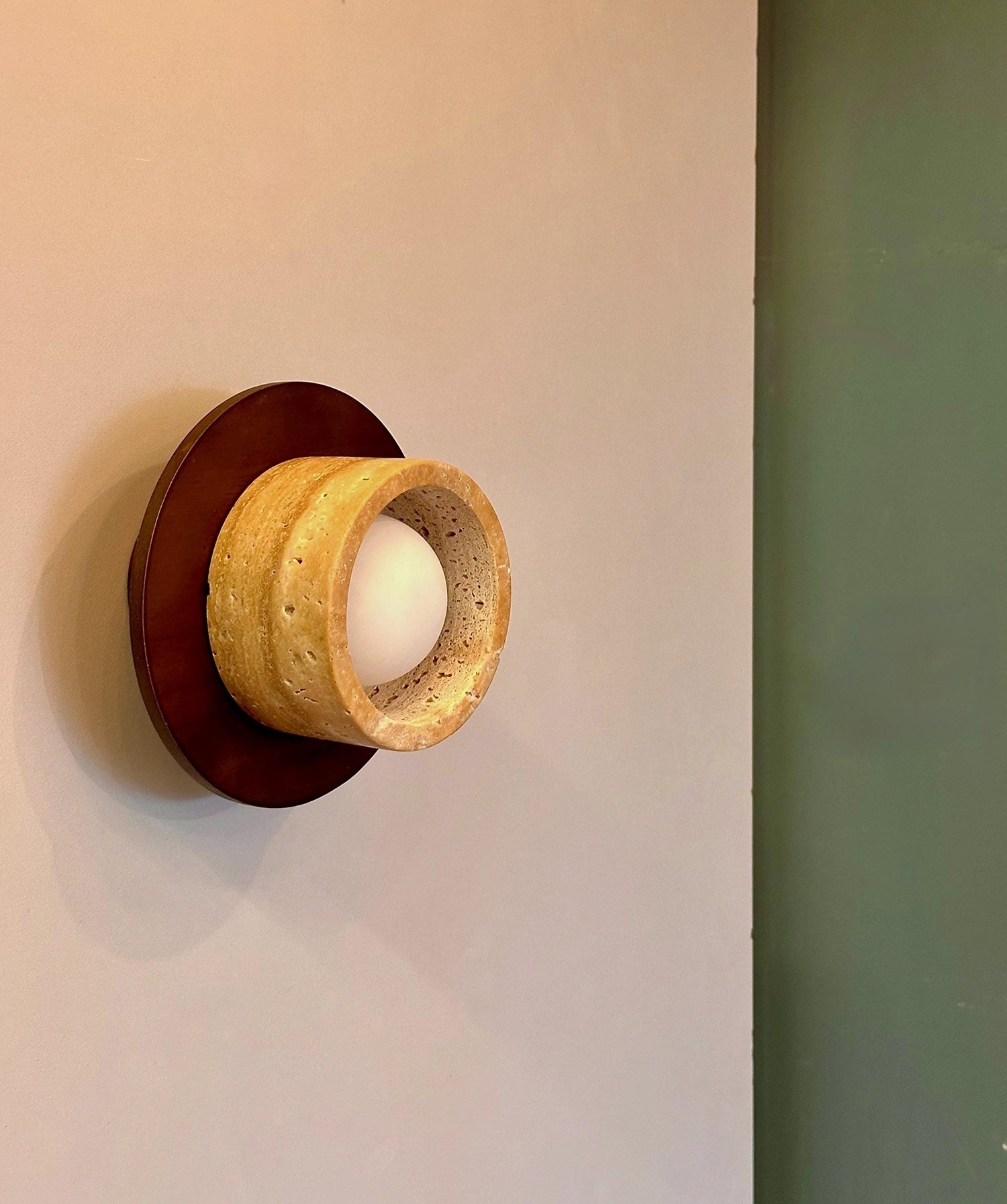 Logatec Traverine Wall Lamp T1952
