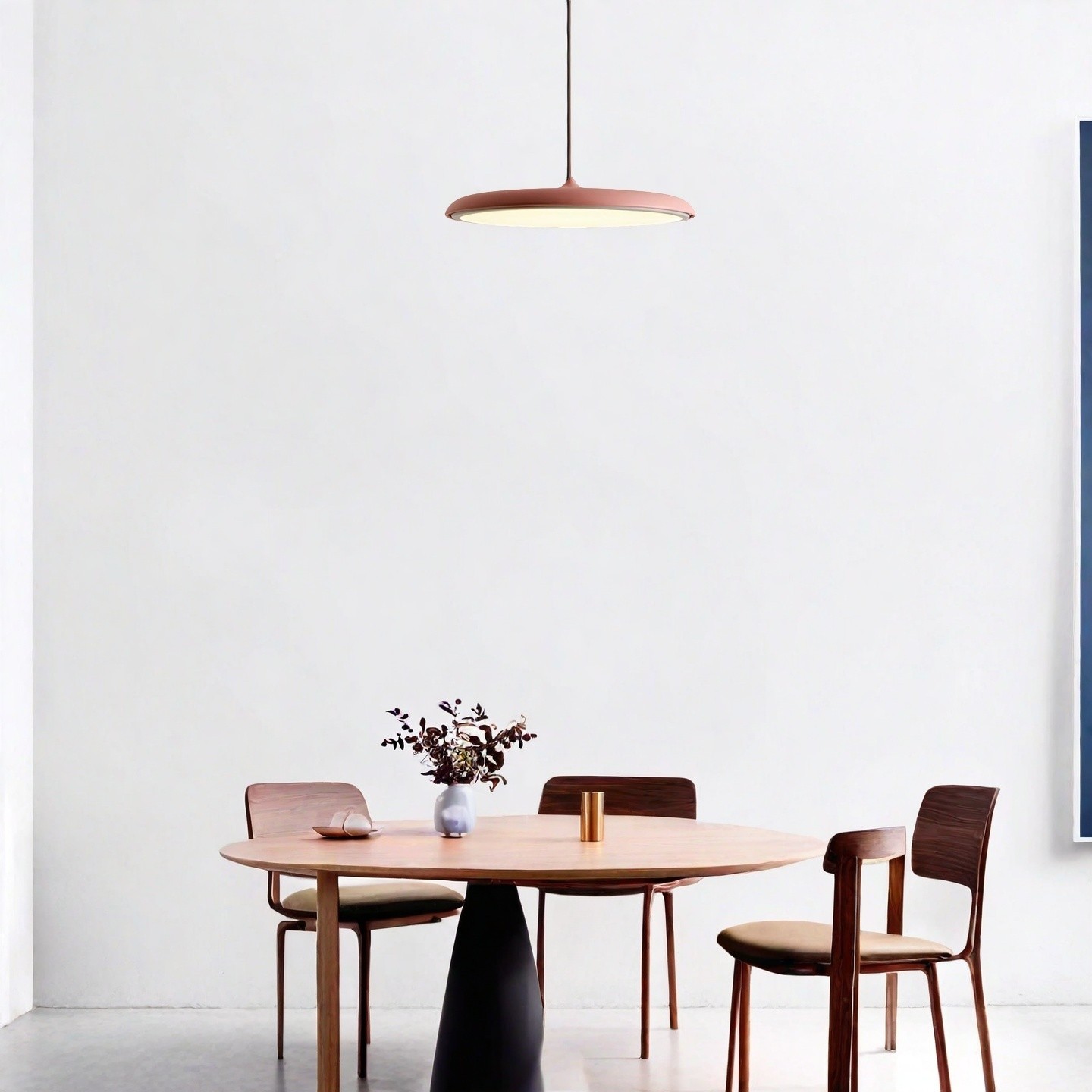 Modern Metal Saucer Pendant Light – Slim Design with LED Lighting M45