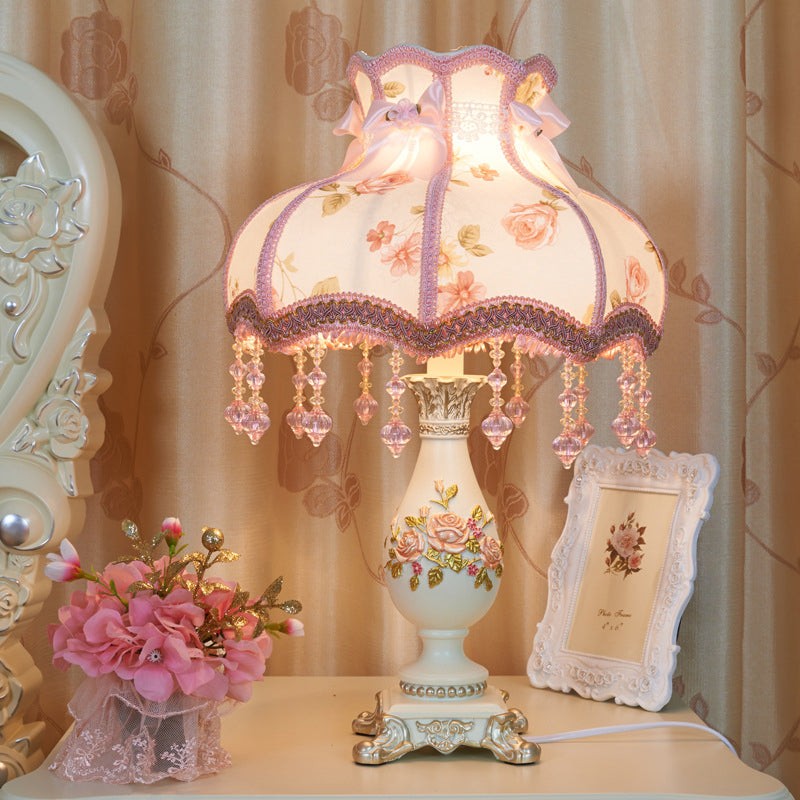 Vase Palace Resin Fabric Table Lamp M494