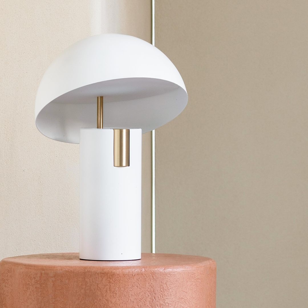 Avo Table Lamp T1674