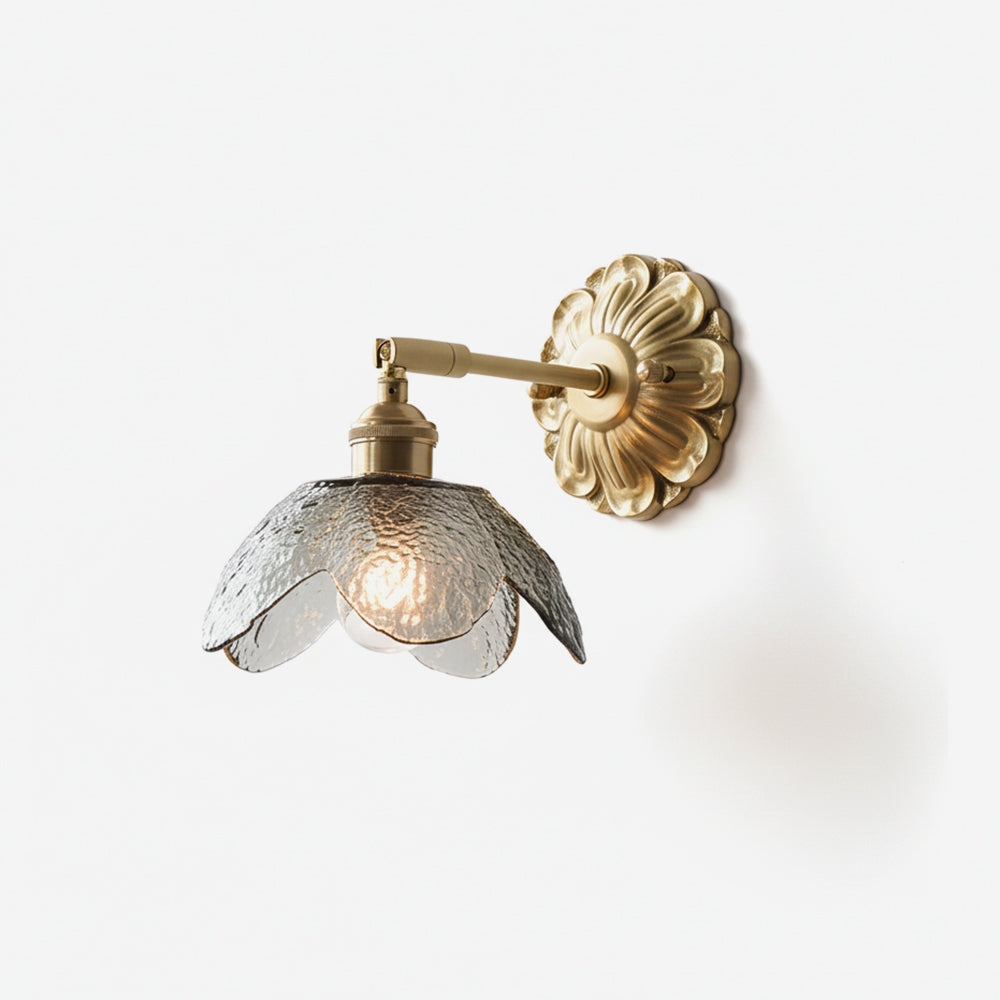 Nacre Petal Wall Lamp T1550