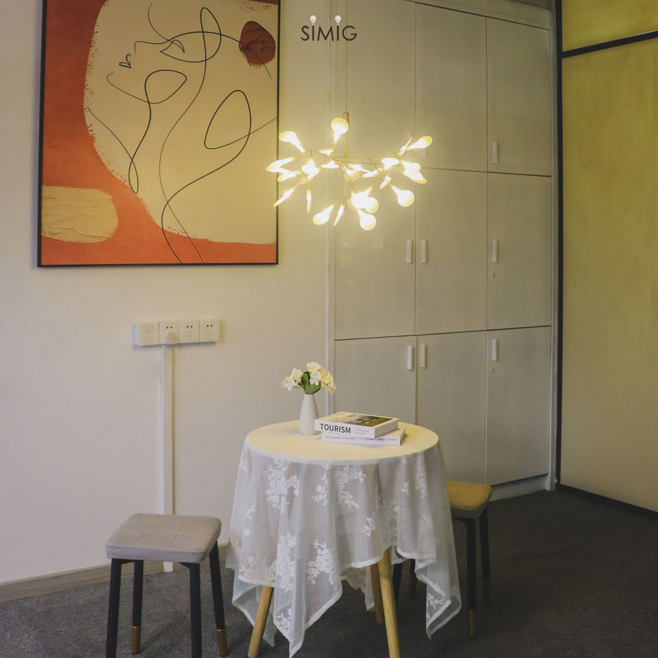 Floresta Chandelier – Artistic LED Chandelier for Residential Spaces