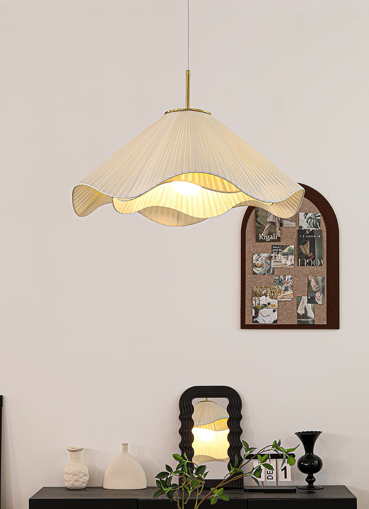 Nordic Cream Style Floral Pendant Lamp M458