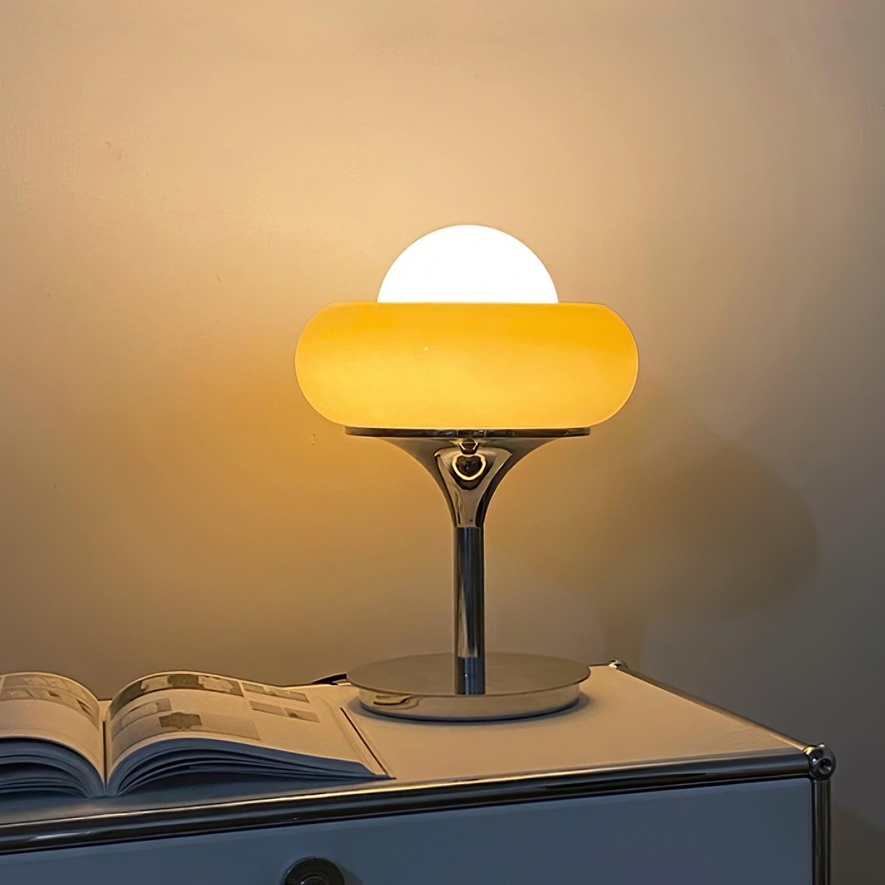 Vintage Cream Table Lamp for Bedroom M54