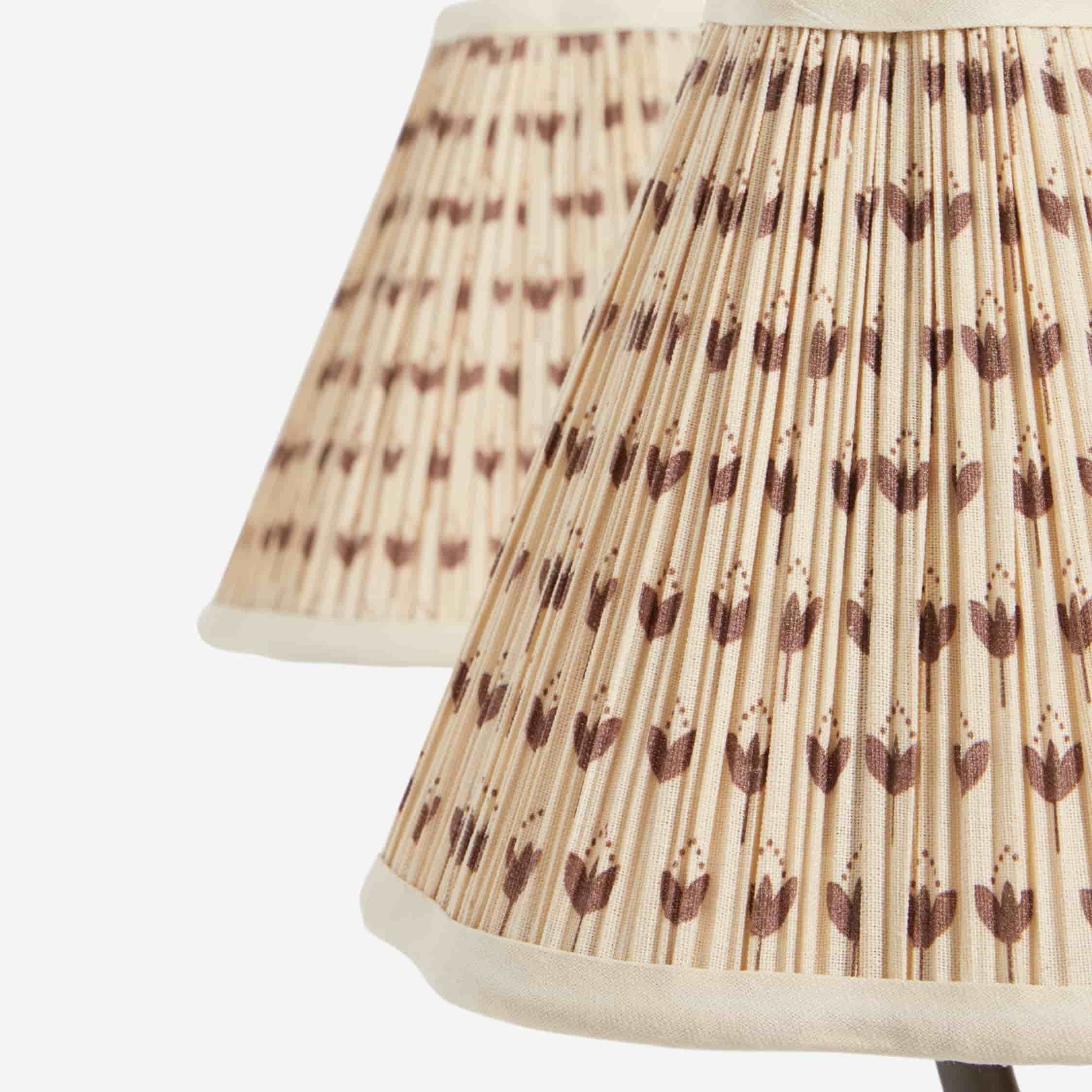 Florevian Modern Linen Pendant Lamp - Art-Inspired Statement Lighting for Dining Space T684