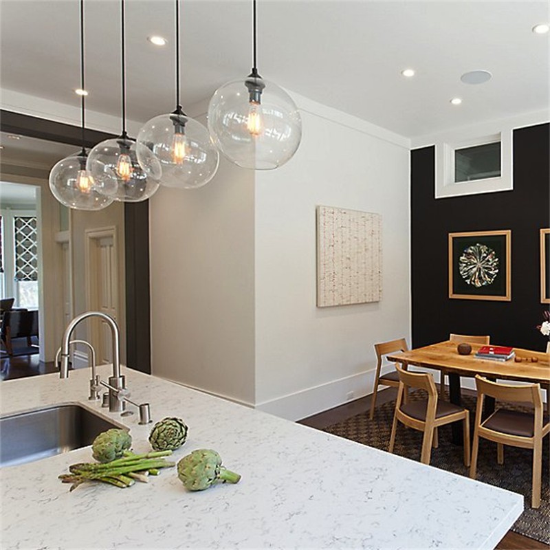 Niche Solitaire Pendant Light