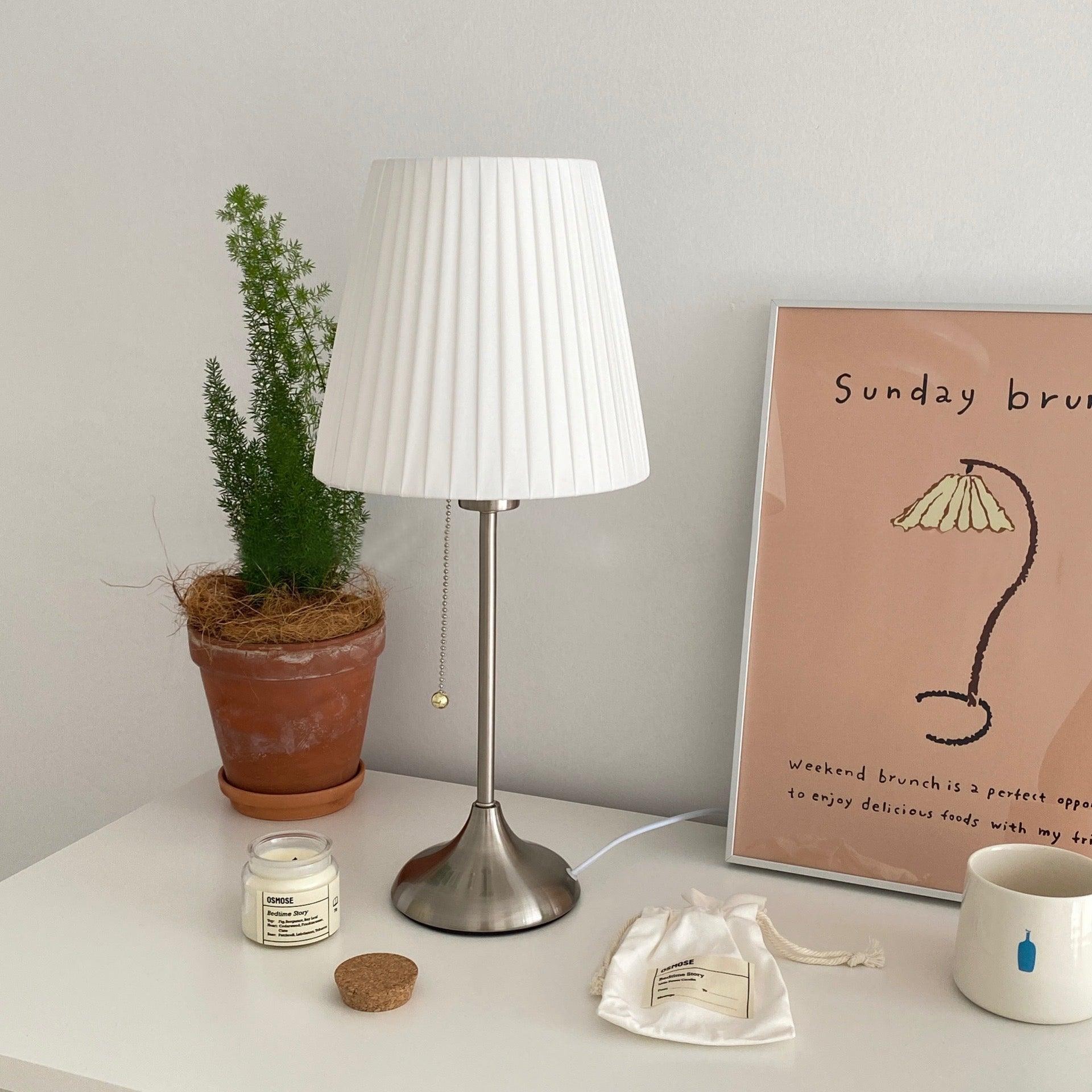 Metal Base Bedside Table Lamp M576