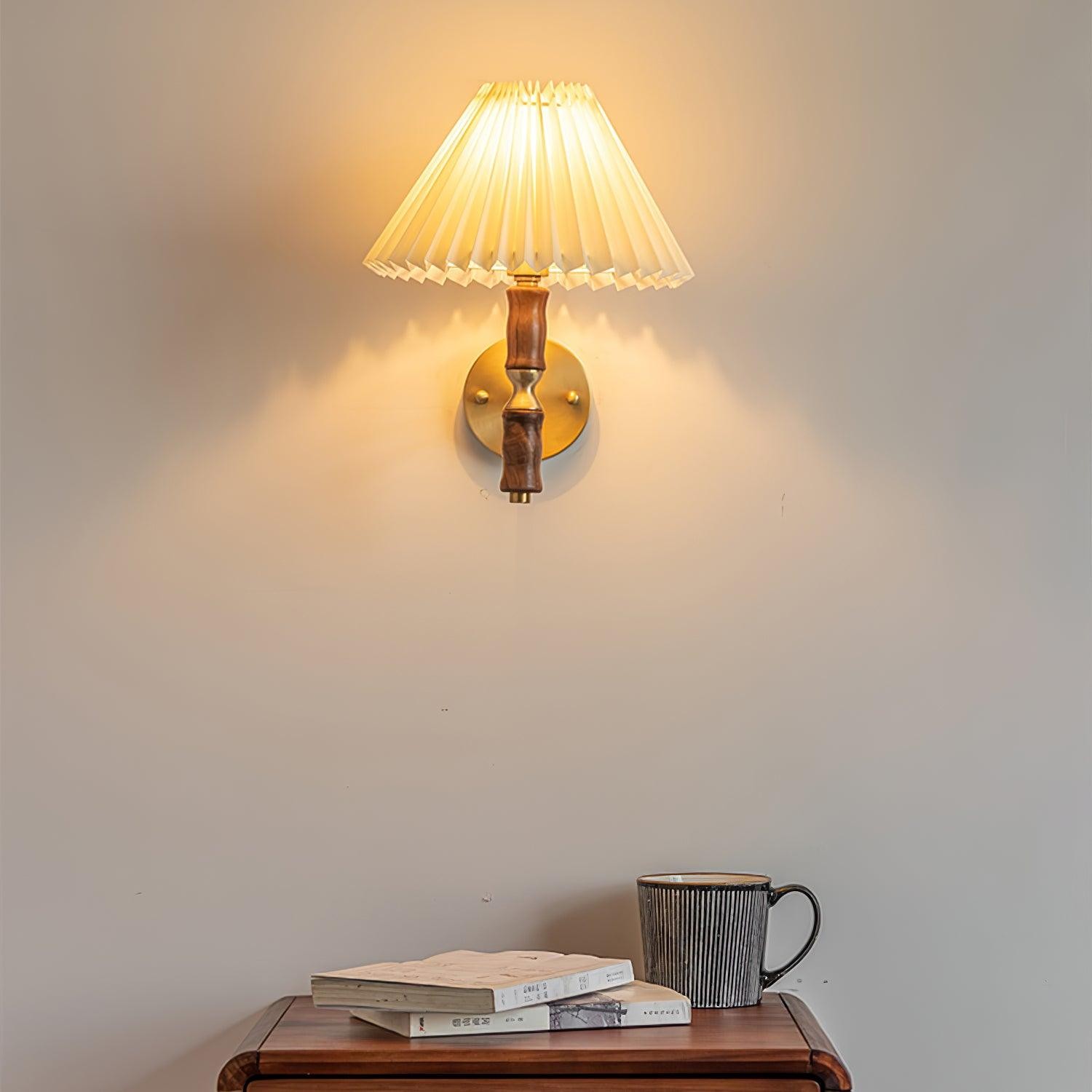 Japanese Retro Walnut Atmosphere Wall Light For Bedroom M330